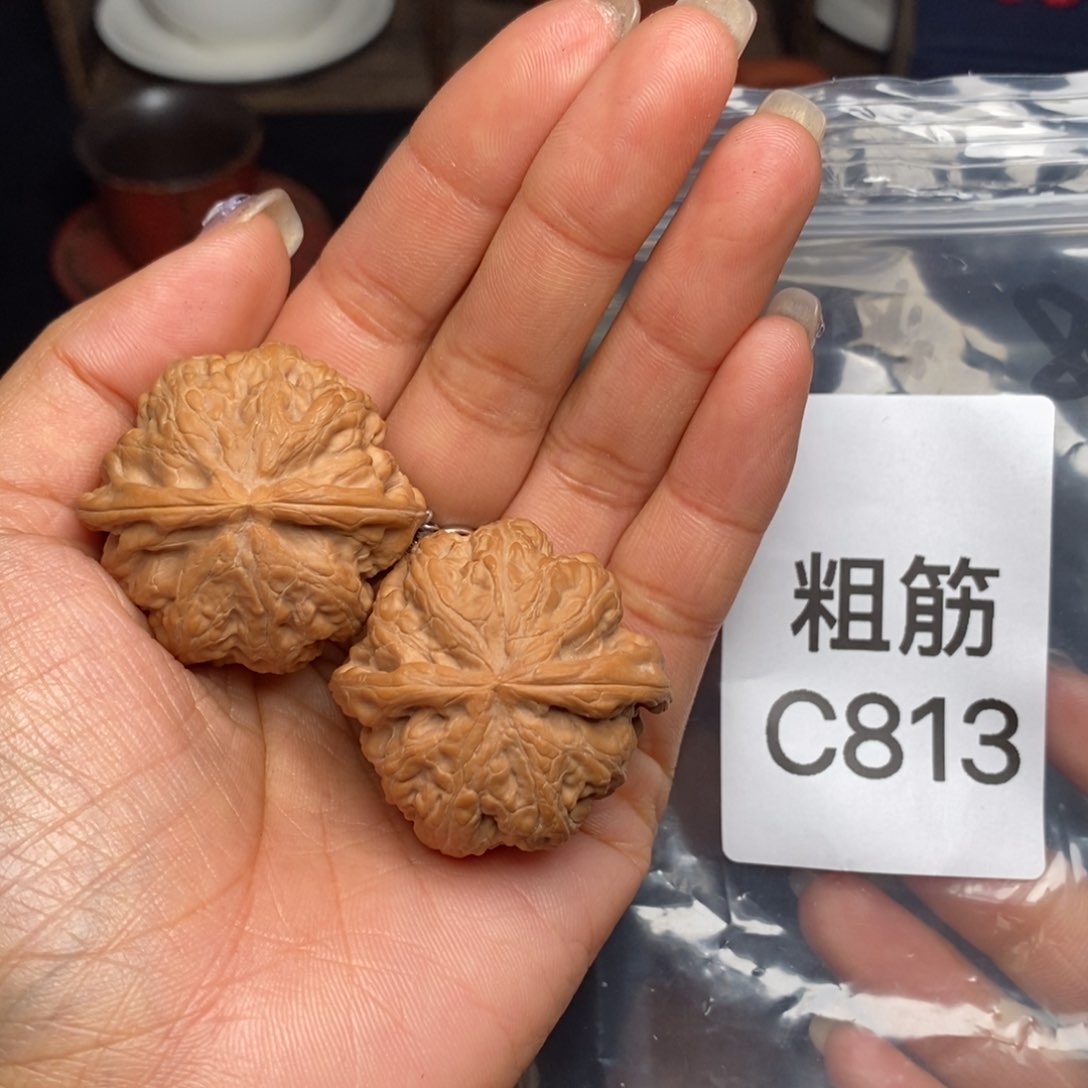 文玩核桃吊坠小粗筋38