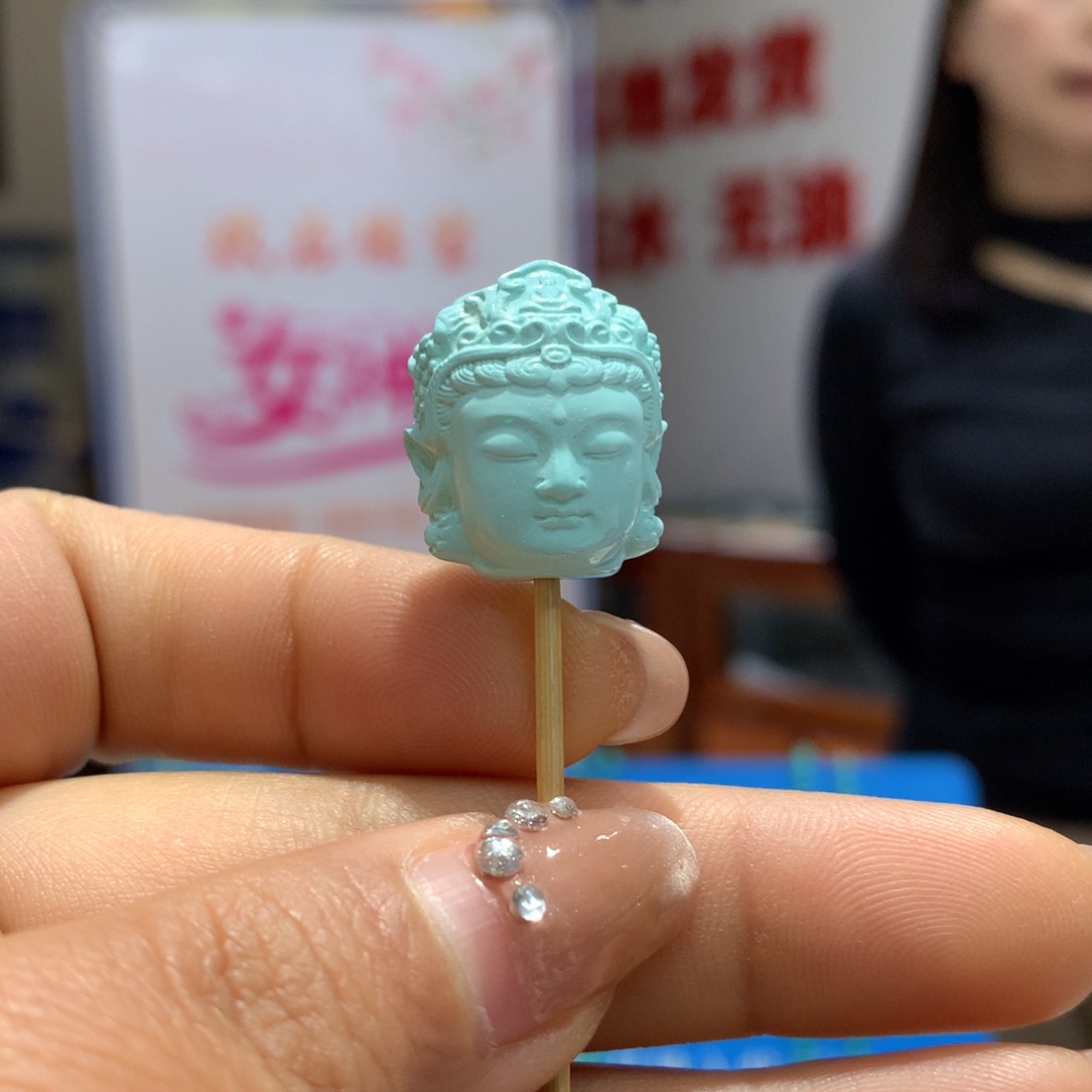 绿松石配饰未镶嵌