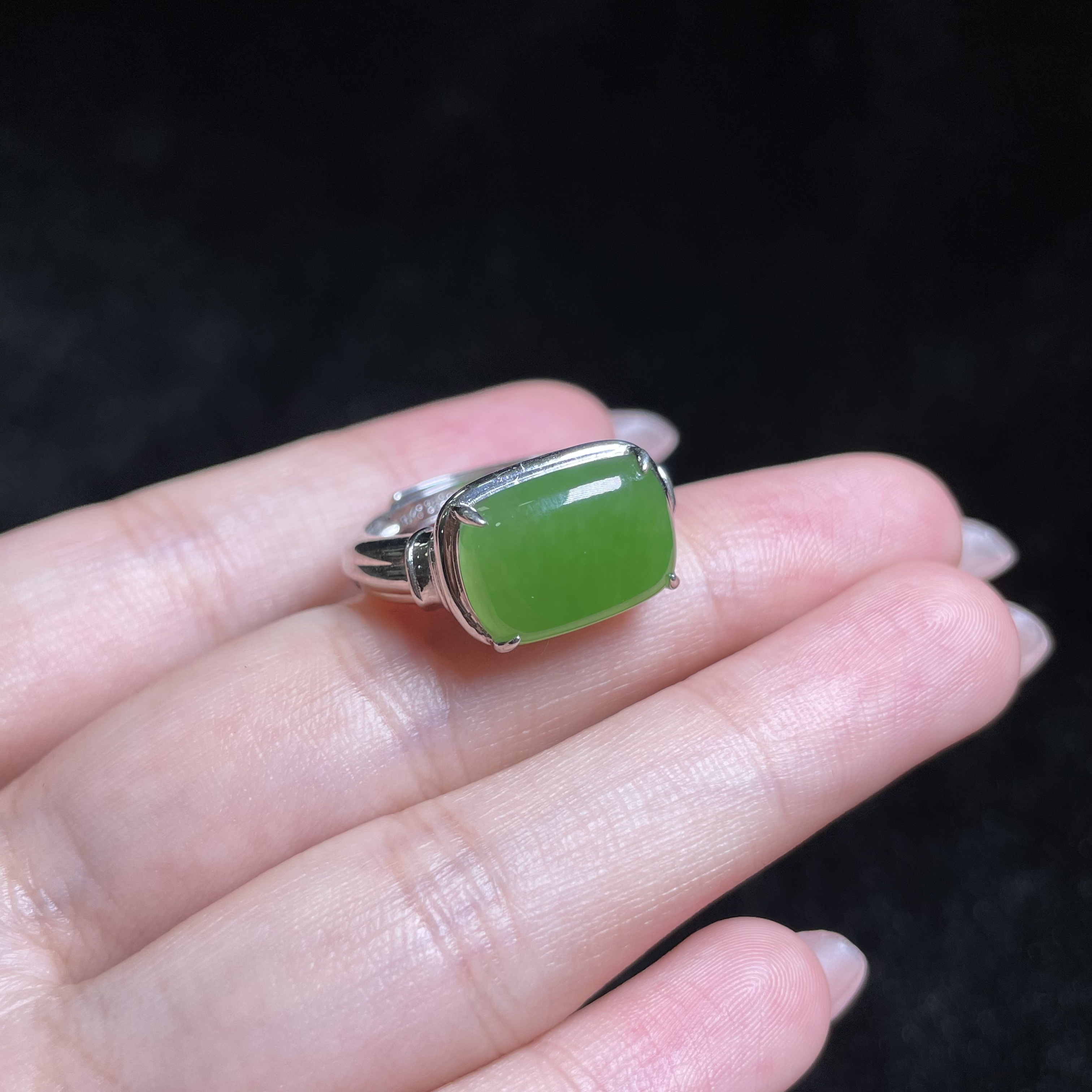 L【玉总珠宝】925银和田玉碧玉戒指-约14*9*7mm多样性发一CAN3550