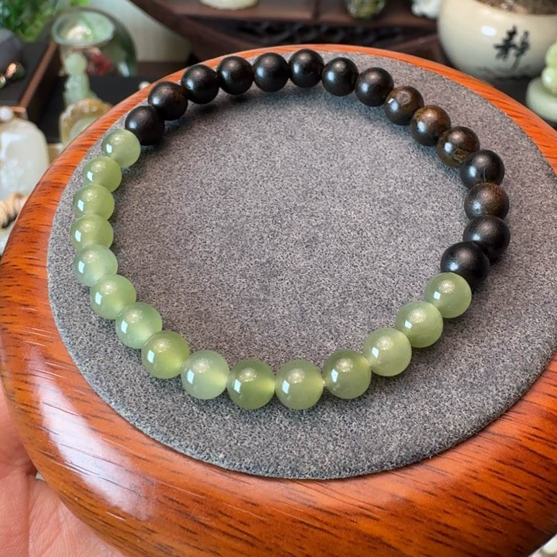 未镶嵌和田玉手链