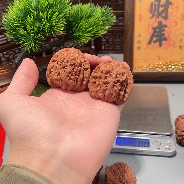 小***鸣吊坠文玩核桃四座楼