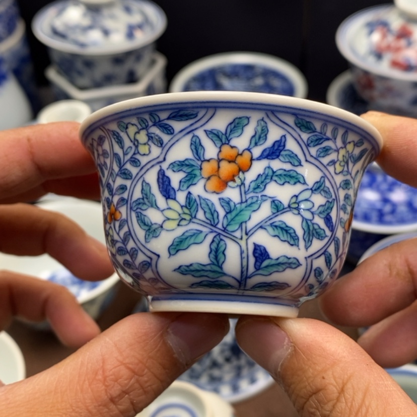 【闪购商品】景德镇青花斗彩主人杯