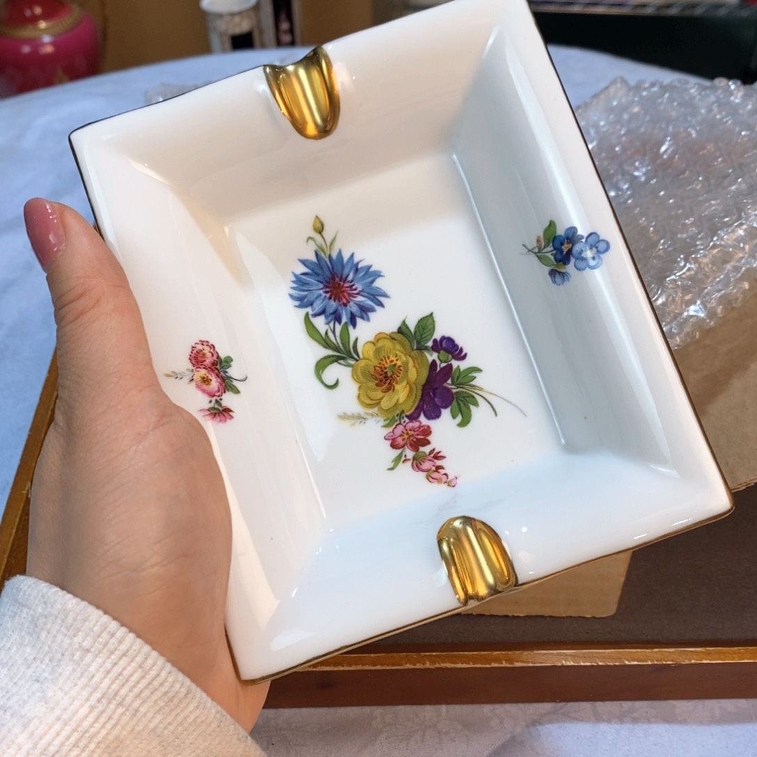 瓷器哈哈哈哈哈哈哈哈哈哈