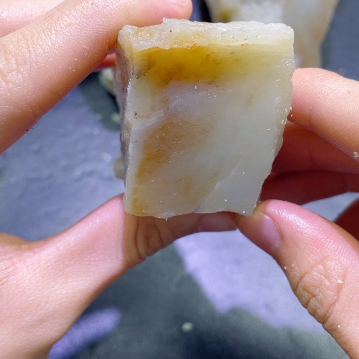 和田玉未镶嵌珠宝半成品