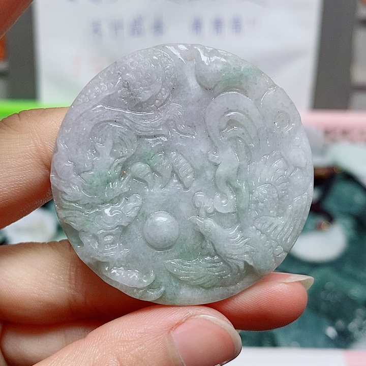 翡翠颈饰未镶嵌纯天然
