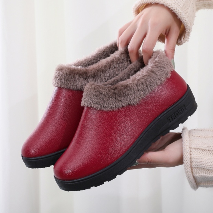 冬季女士老北京布鞋防滑保暖一脚蹬革拖中老年人PU面棉靴妈妈棉鞋