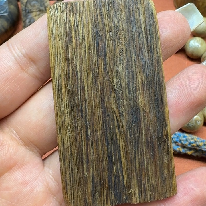 大叶紫檀（黑酸枝木类）