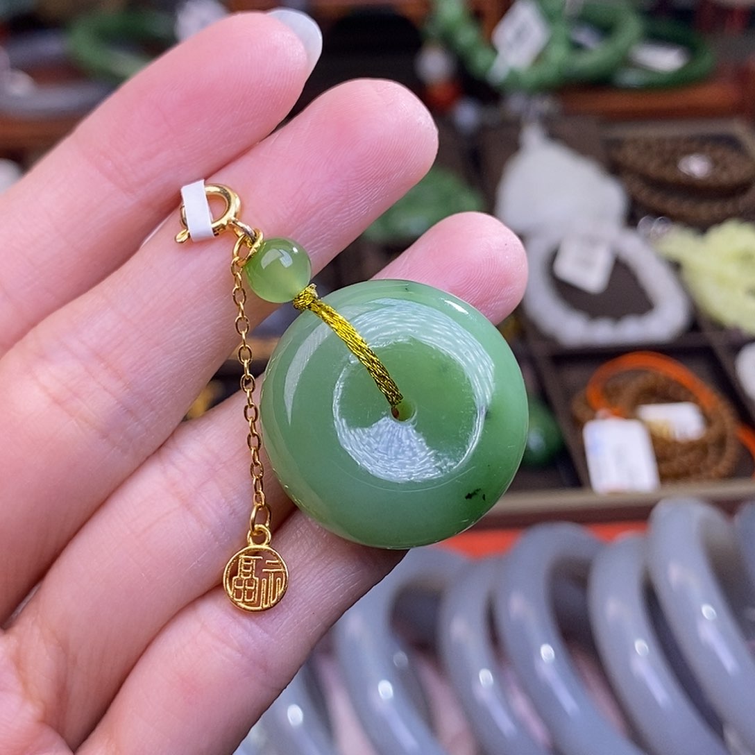 和田玉碧玉银镶乌兰海平安扣吊坠未镶嵌