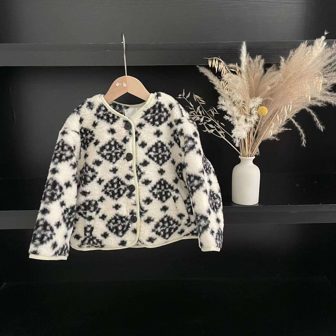 秋冬女童加绒毛毛外套杏色 5165美美