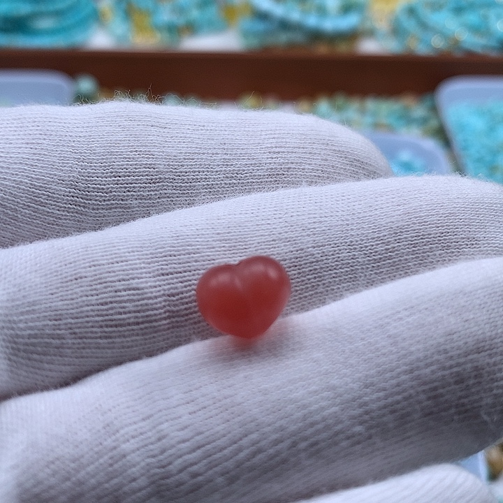 南红玛瑙未镶嵌珠宝奇石