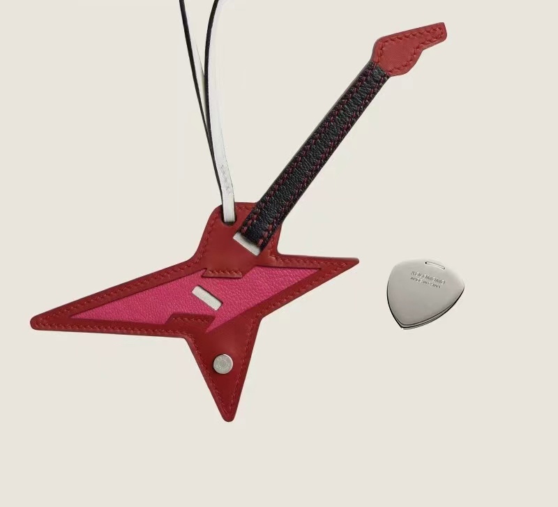 harissons【潮流小挂件】青春流行男士潮流小吉他5042