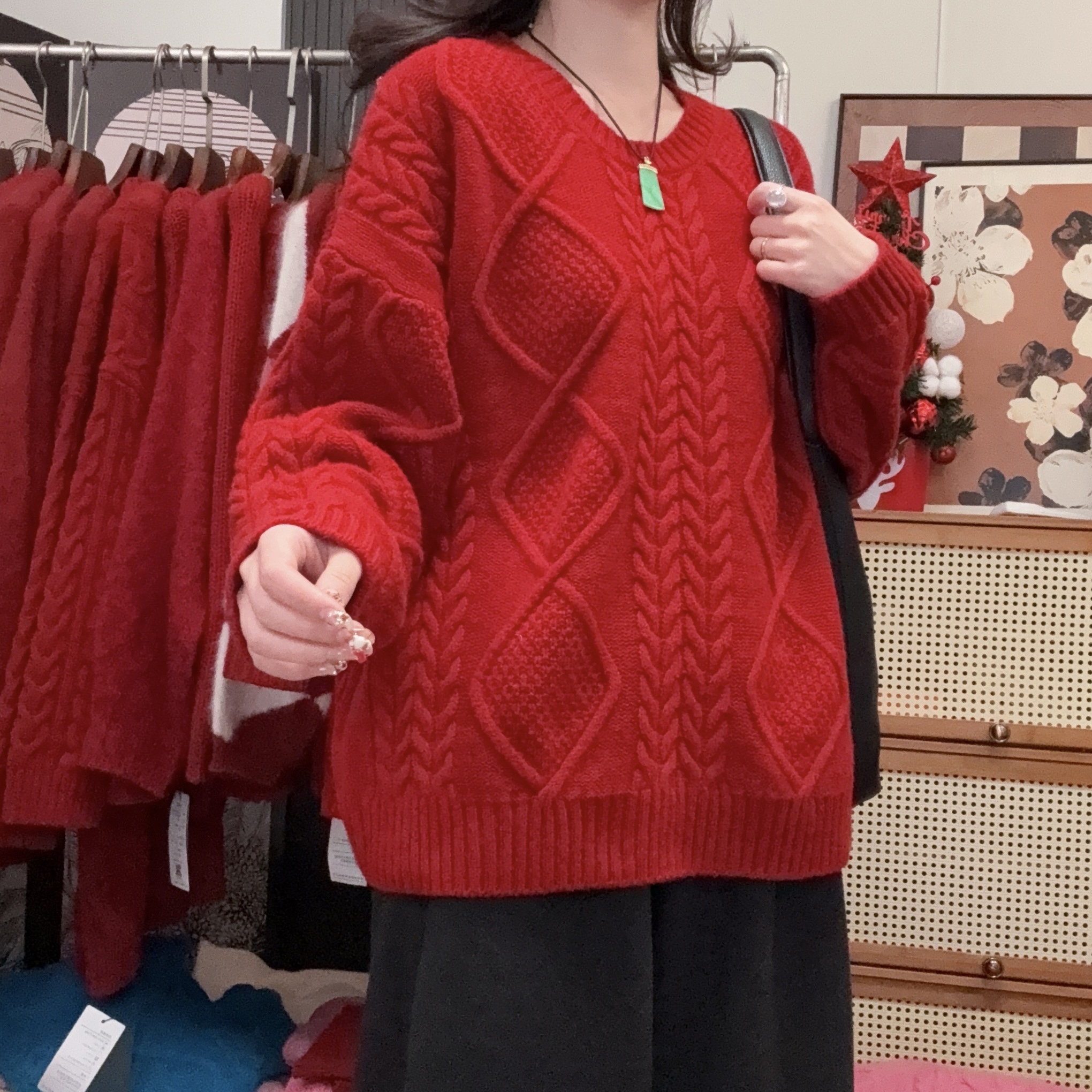 IXIAN女装-韩版慵懒风宽松全羊毛加厚圆领麻花毛衣女时尚羊毛衫