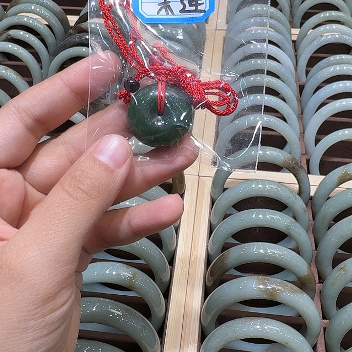 ＠***＊和田玉（糖玉）未镶嵌手链