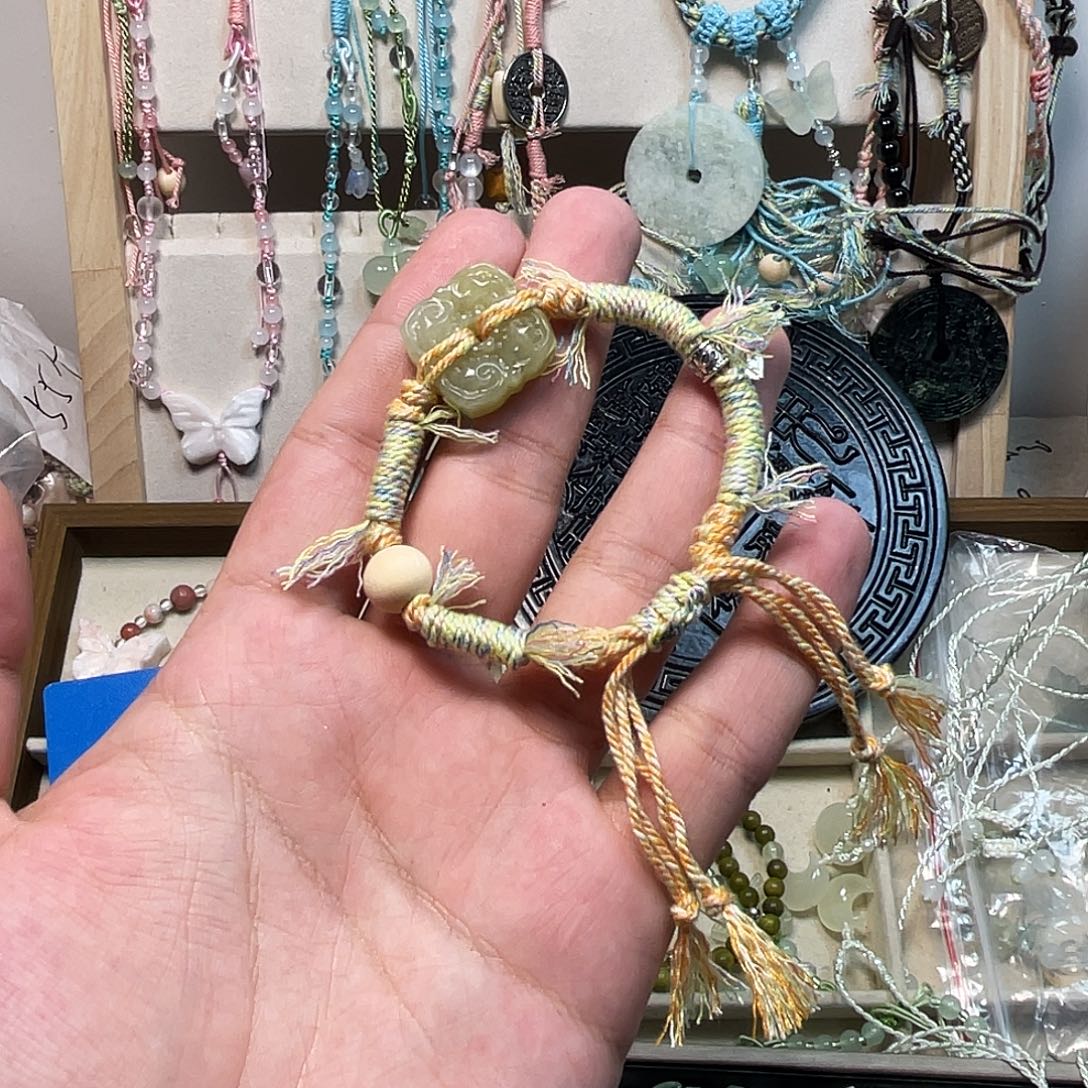 蛇纹石玉合金颈饰