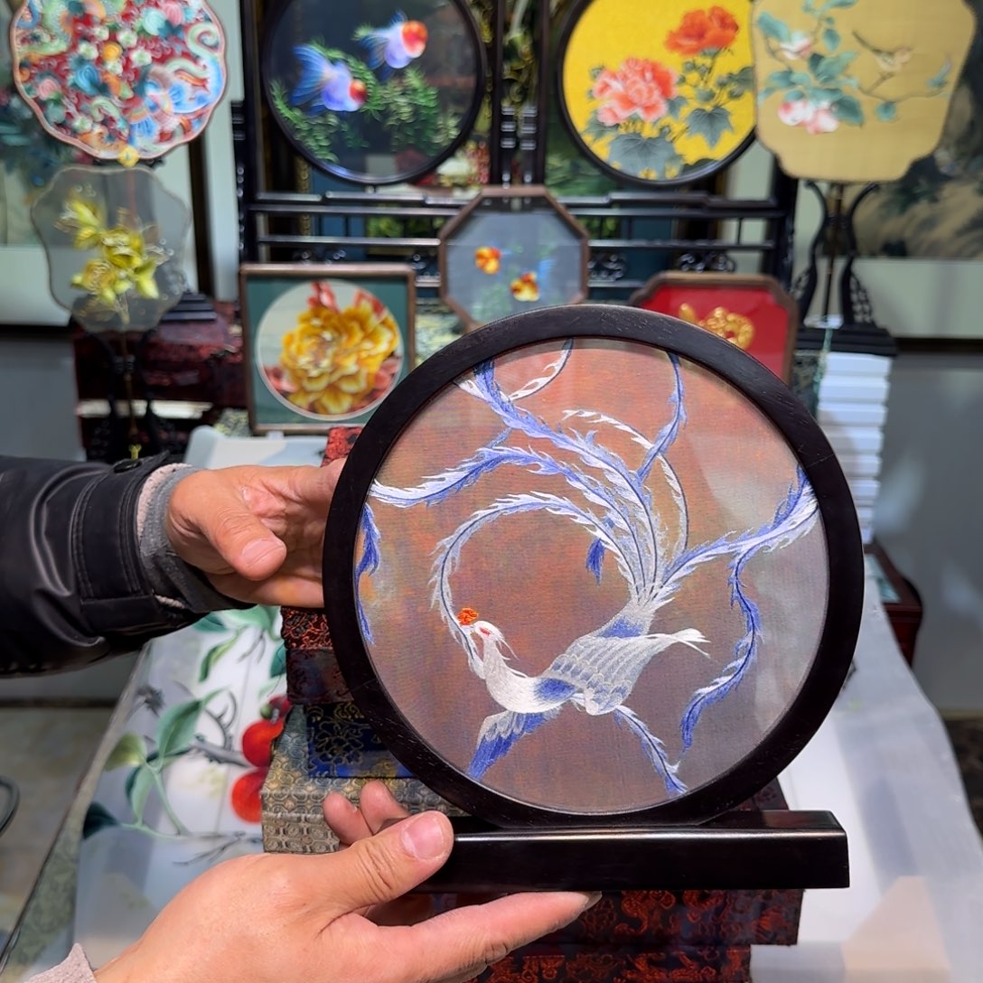 刺绣刺绣工艺精湛