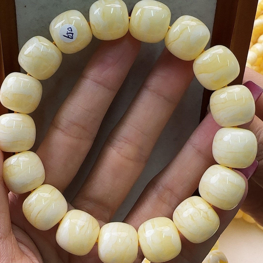 琥珀未镶嵌手链蜜蜡手串