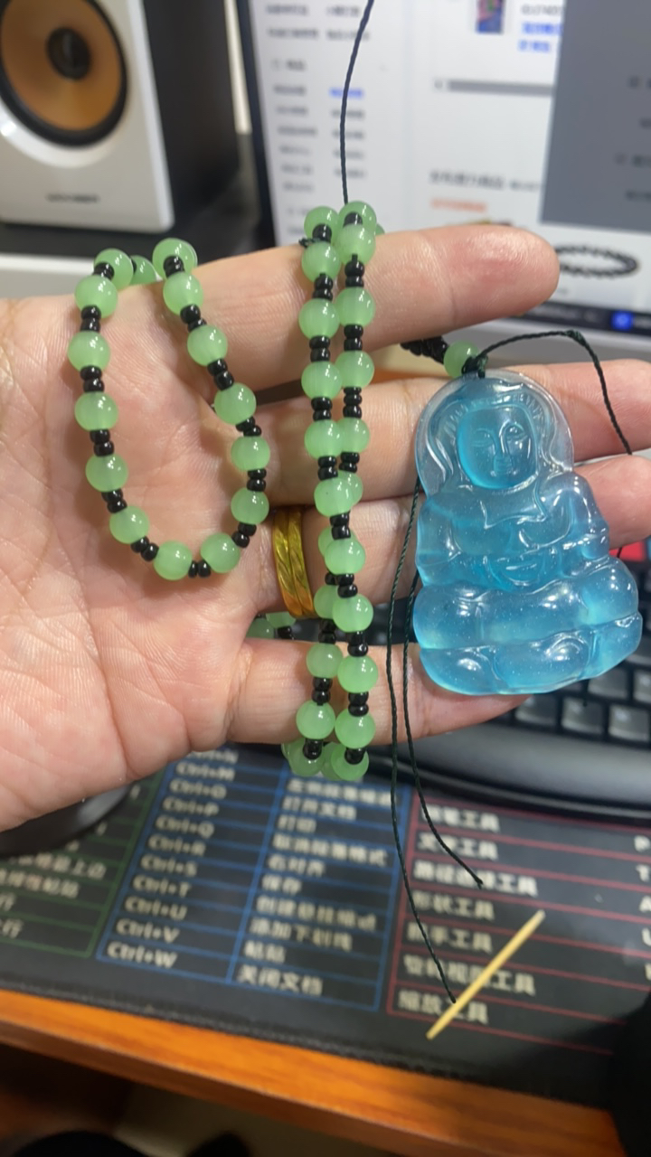 989   冰蓝观音吊坠