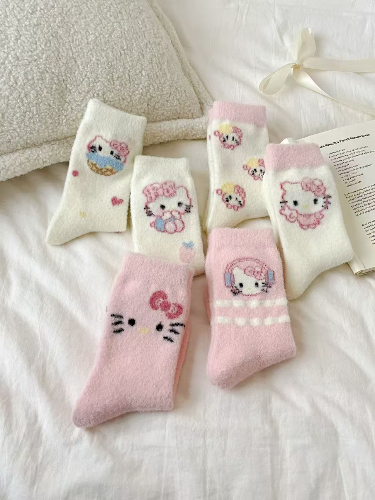 厚款保暖纯色学院风女条纹中筒袜提花卡通动漫少女风
