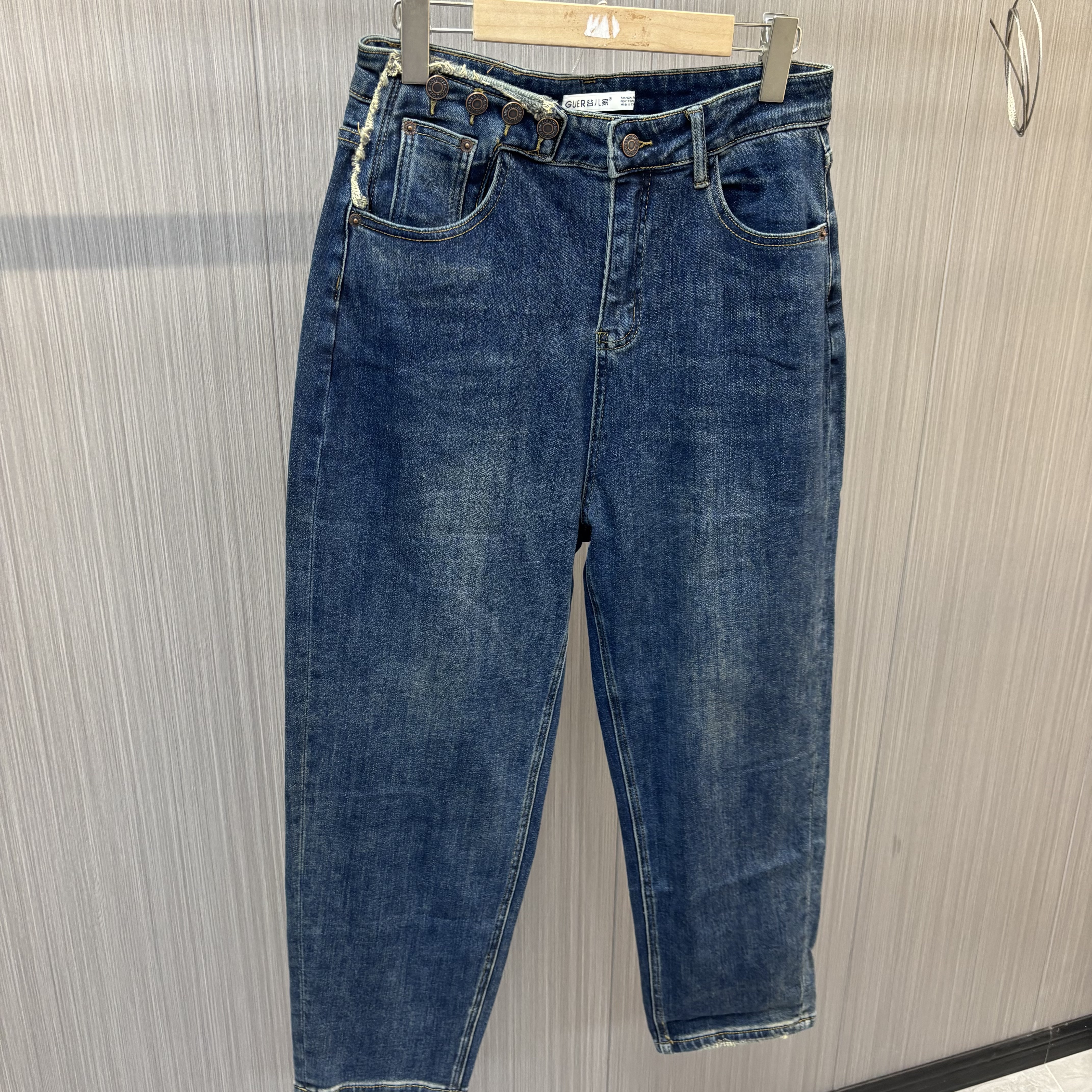 设计百搭宽大版型牛仔哈伦裤33020