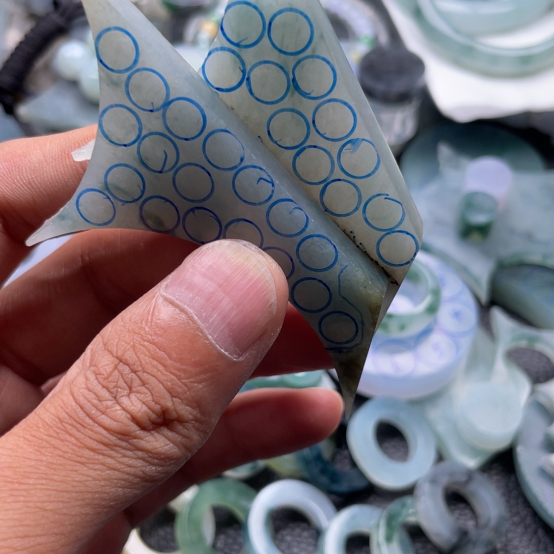 定制翡翠未镶嵌天然翡翠