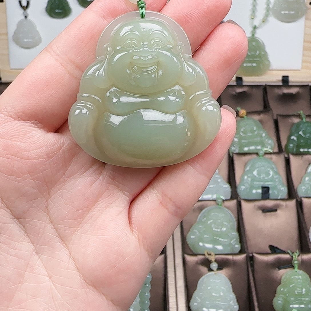 幸***间和田玉未镶嵌颈饰