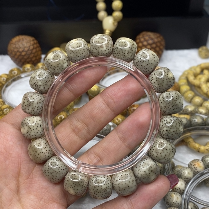 星月菩提吊坠2***總13针尖星