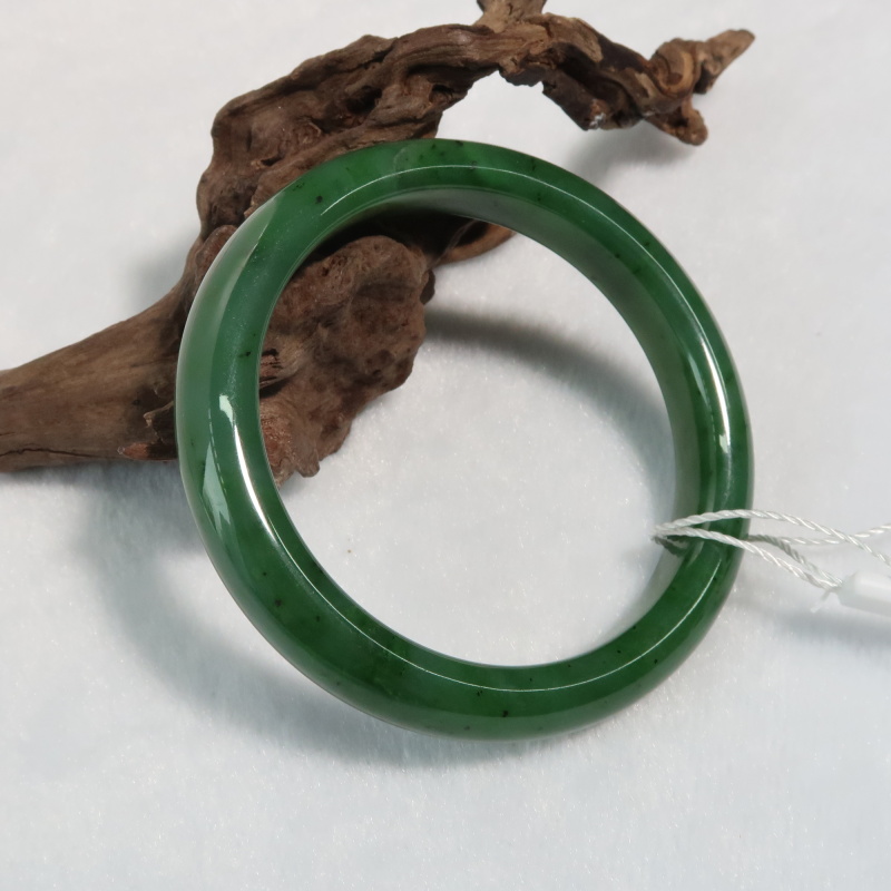 天然和田玉 猕猴桃碧玉手镯  一物一证 先检后多样性发一SY600232