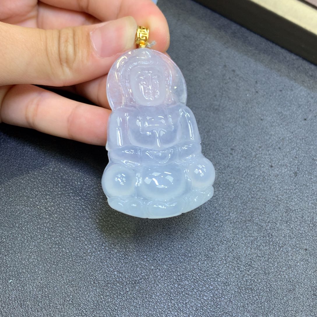 翡翠18K金镶嵌颈饰翡翠