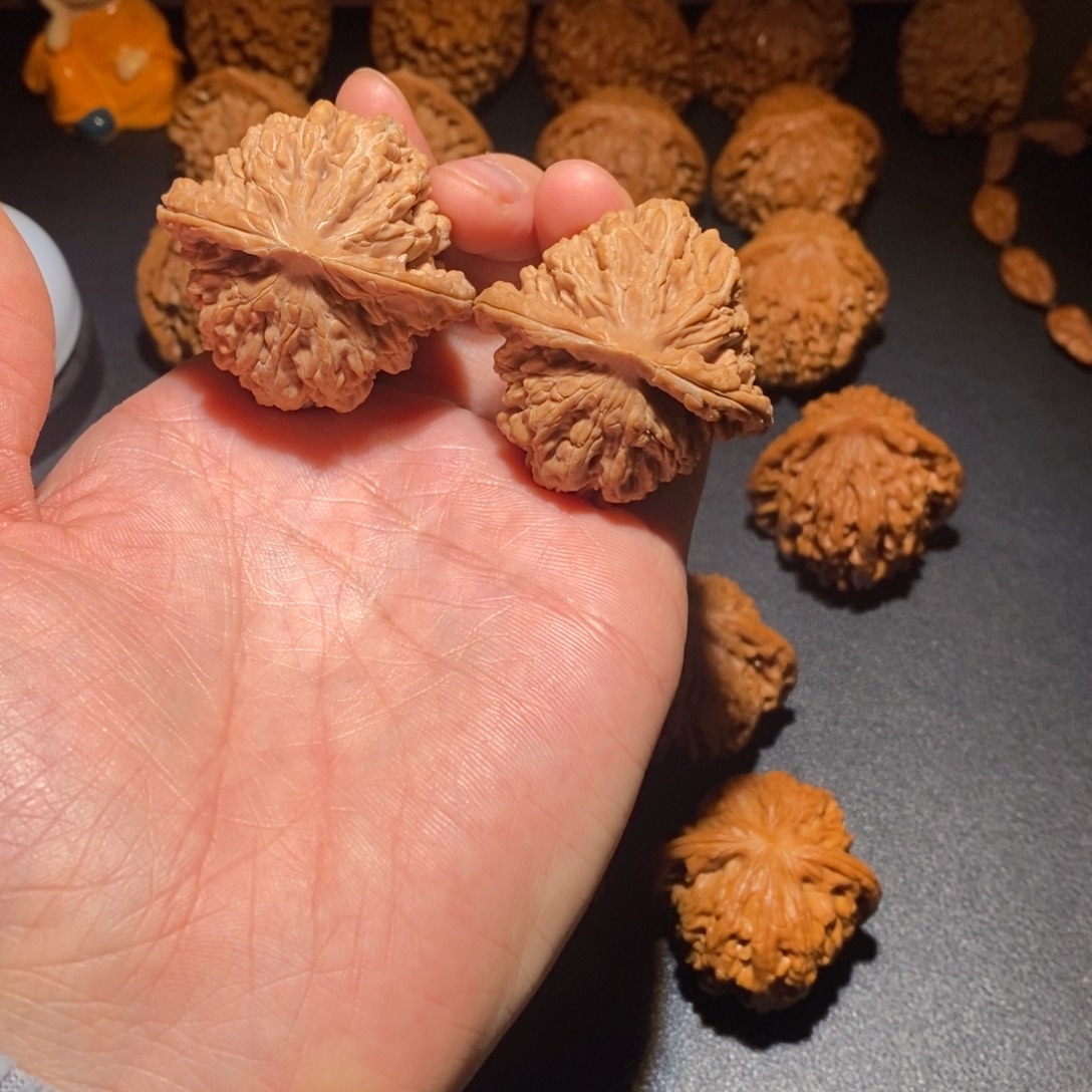 d***？文玩核桃吊坠30号四座楼43.5