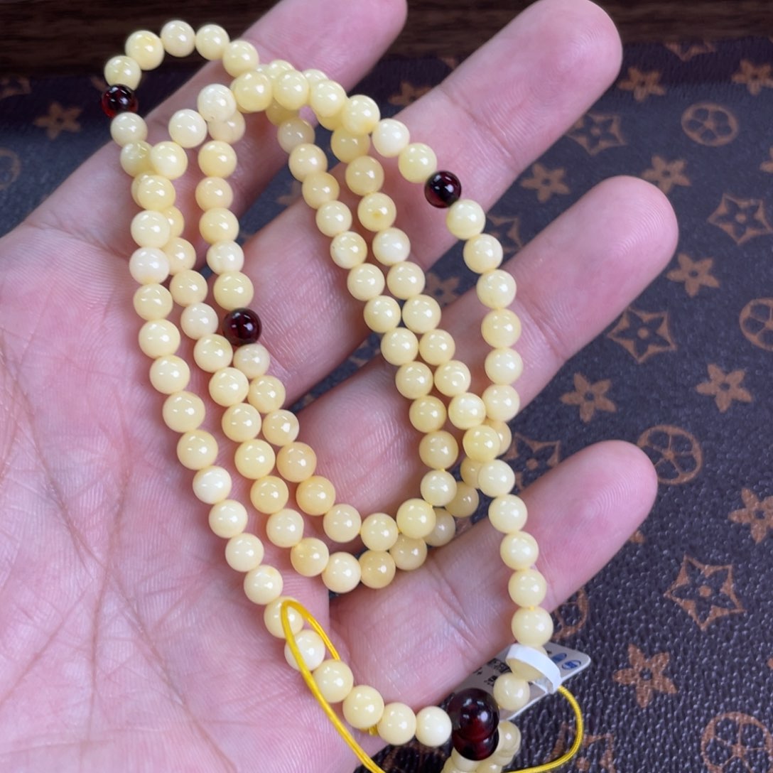 蜜蜡裸石未镶嵌0270000000000