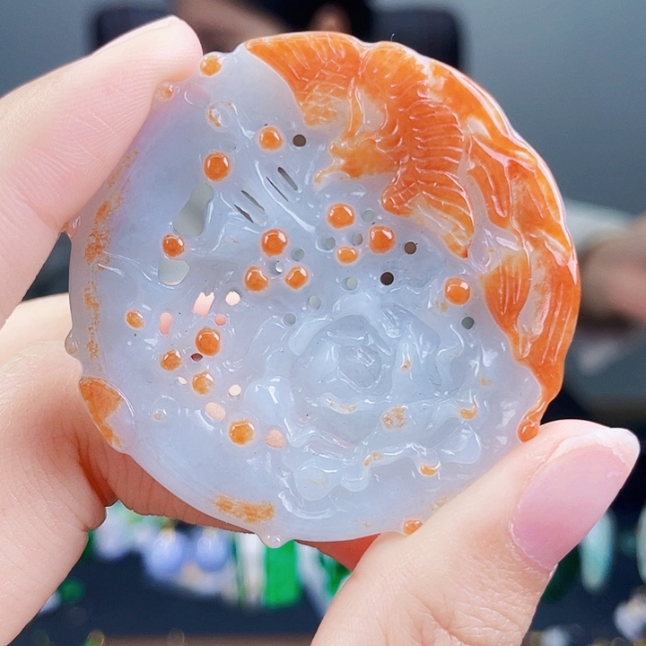 翡翠颈饰未镶嵌饰品