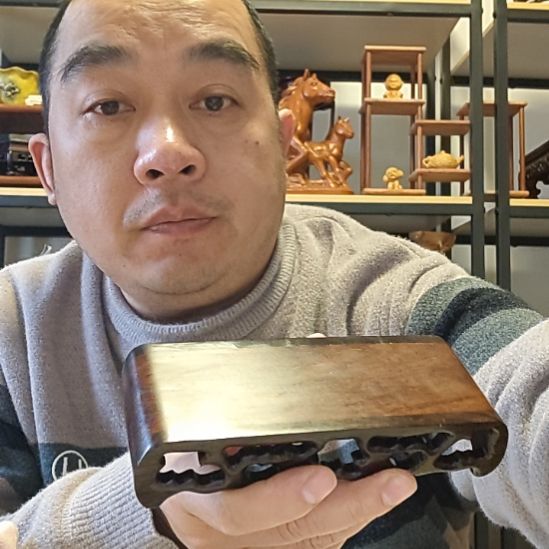 王***蕃黑檀卷几花架底座瑕疵15*6