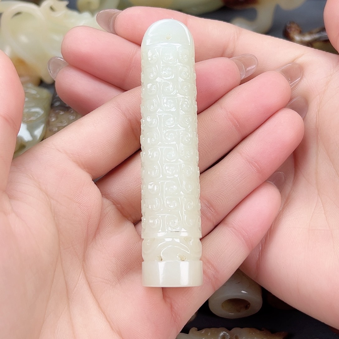 和田玉颈饰未镶嵌