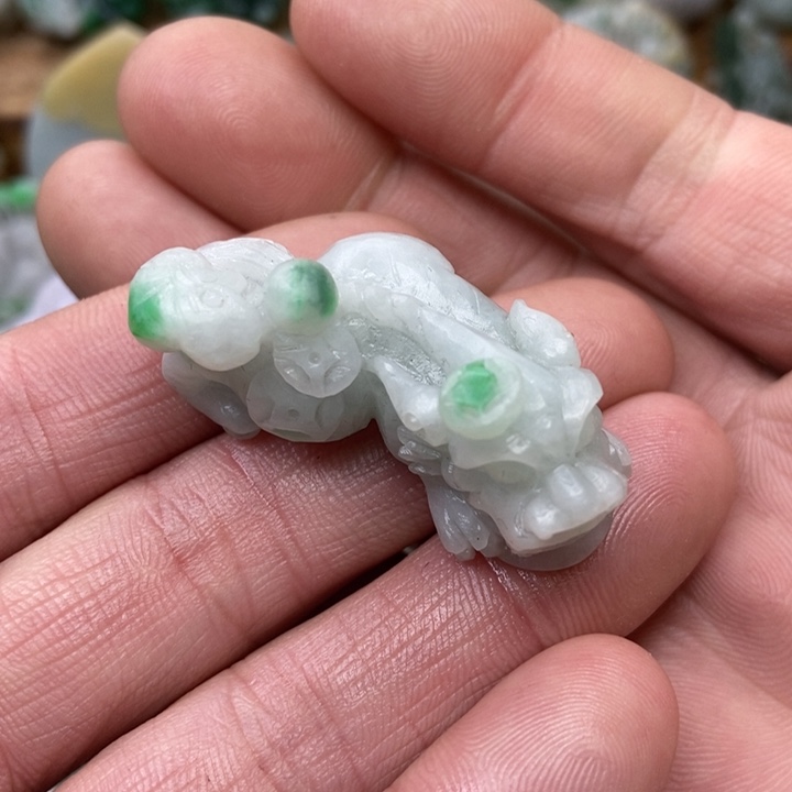 定制翡翠未镶嵌翡翠
