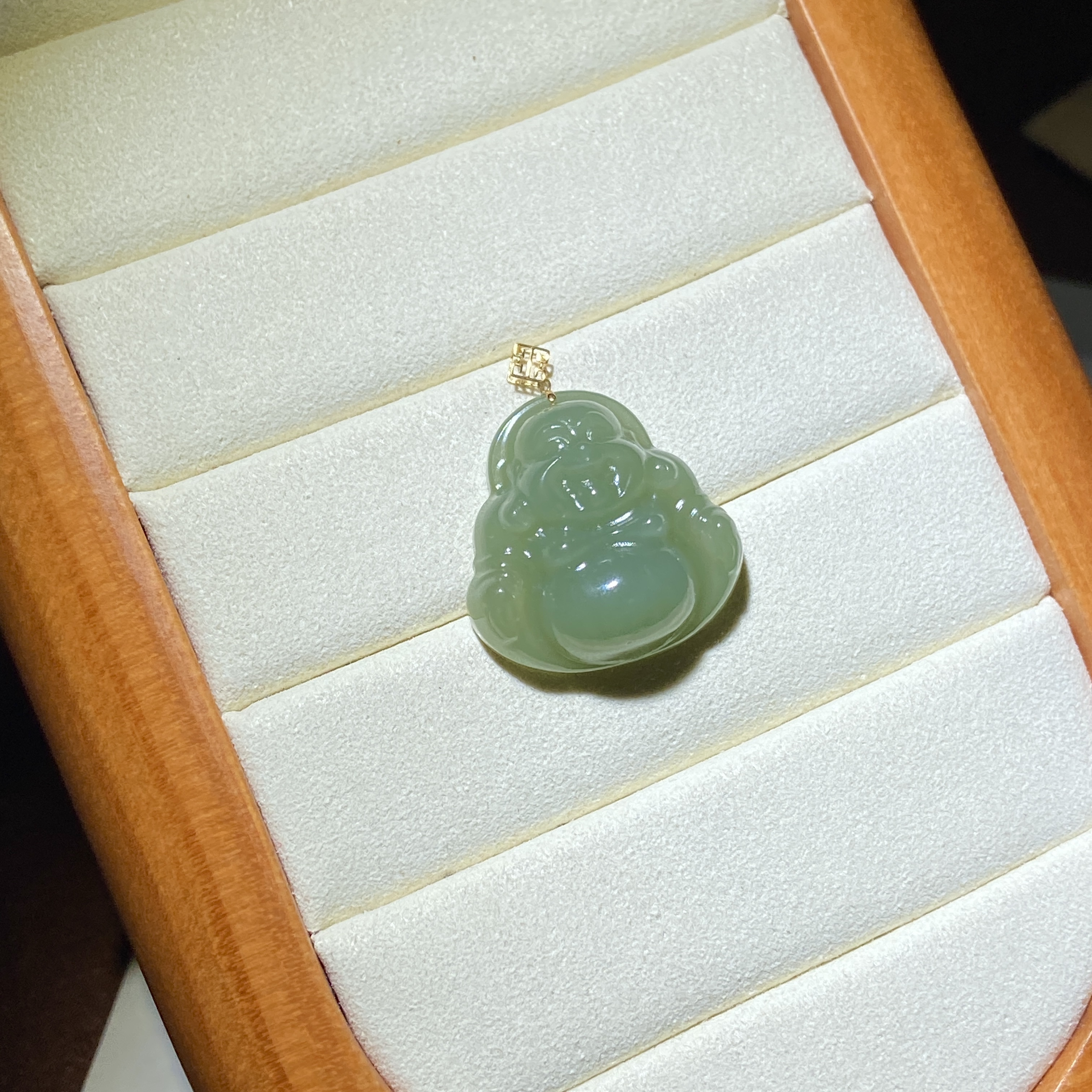 【渠小姐精选】DZ6092 18k金葡萄肉高色佛公吊坠约27.6*24.8*9.6mm