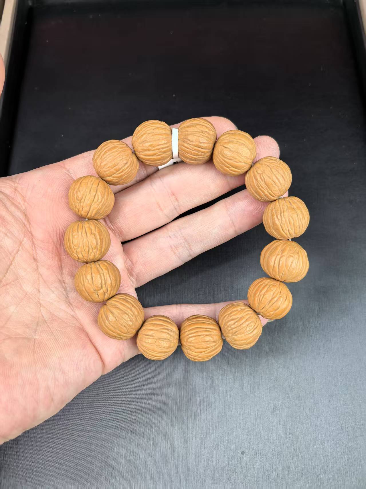 猴头核桃手串男女款卡16 380（无礼盒）