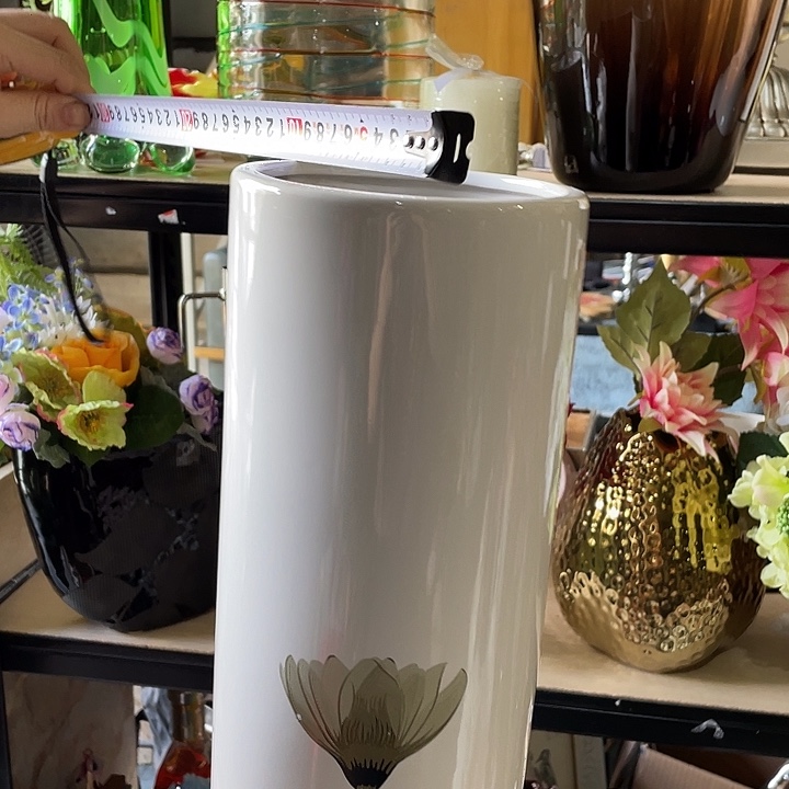 陶瓷花瓶，部分微瑕