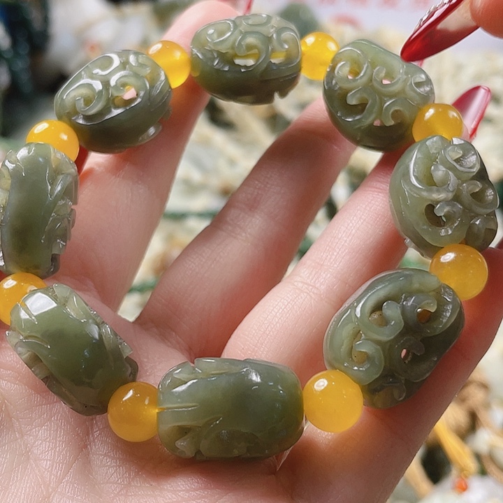 未镶嵌和田玉挂件