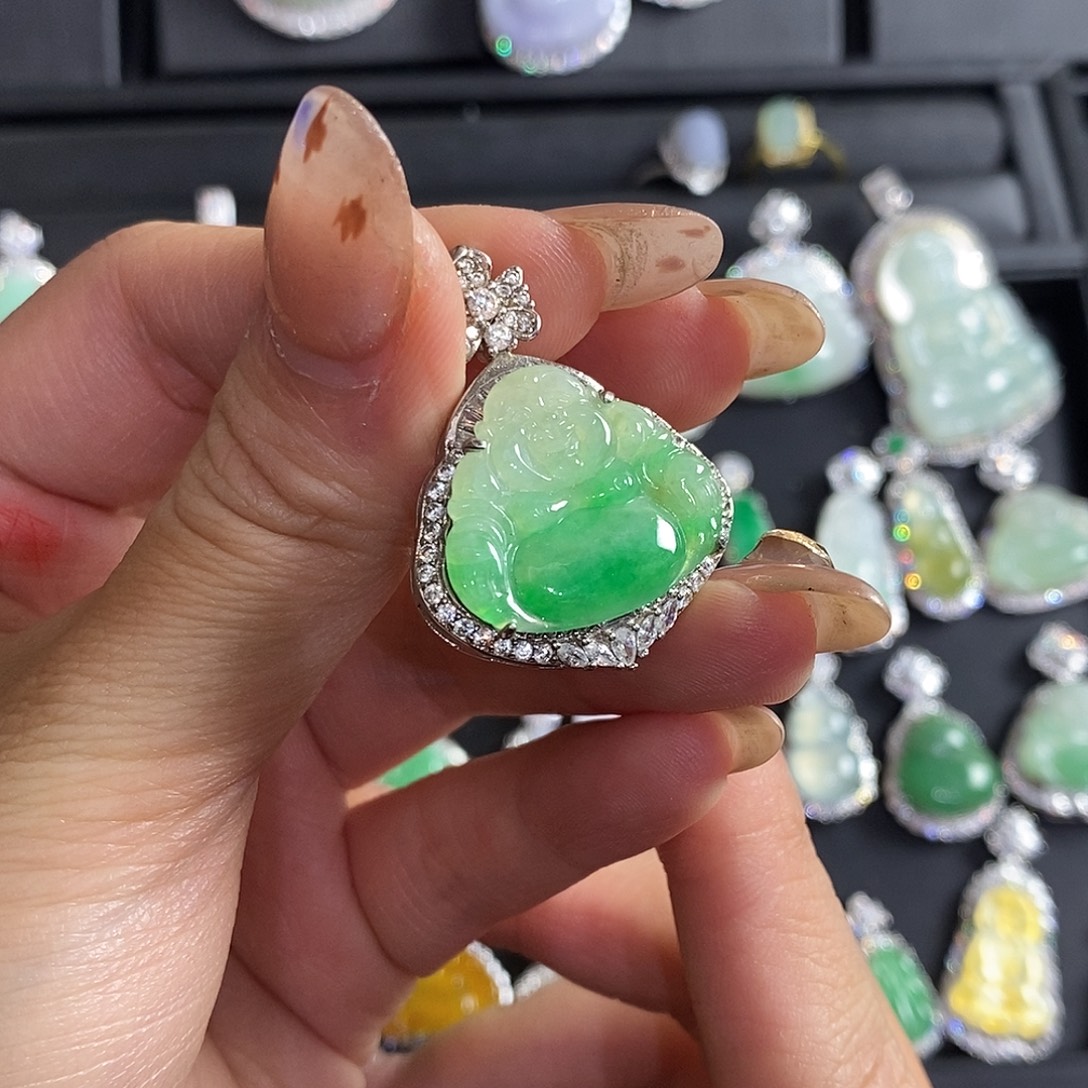 翡翠银S925镶嵌颈饰天然翡翠