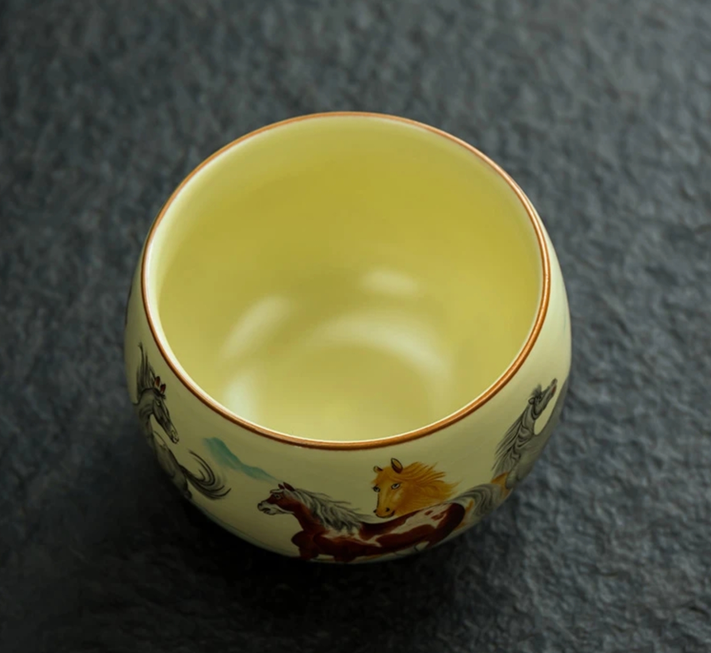 八骏图新式羊脂玉瓷家用主人杯
