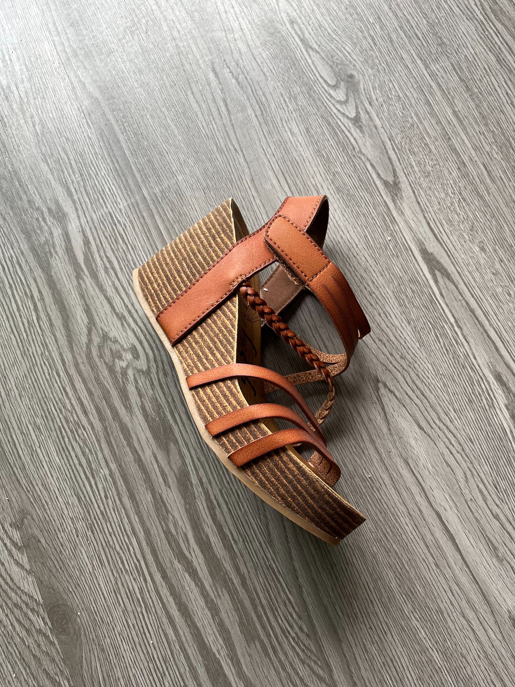 高跟坡跟真皮凉鞋