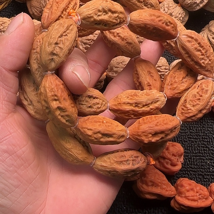 李***'文玩核桃吊坠1111111111111