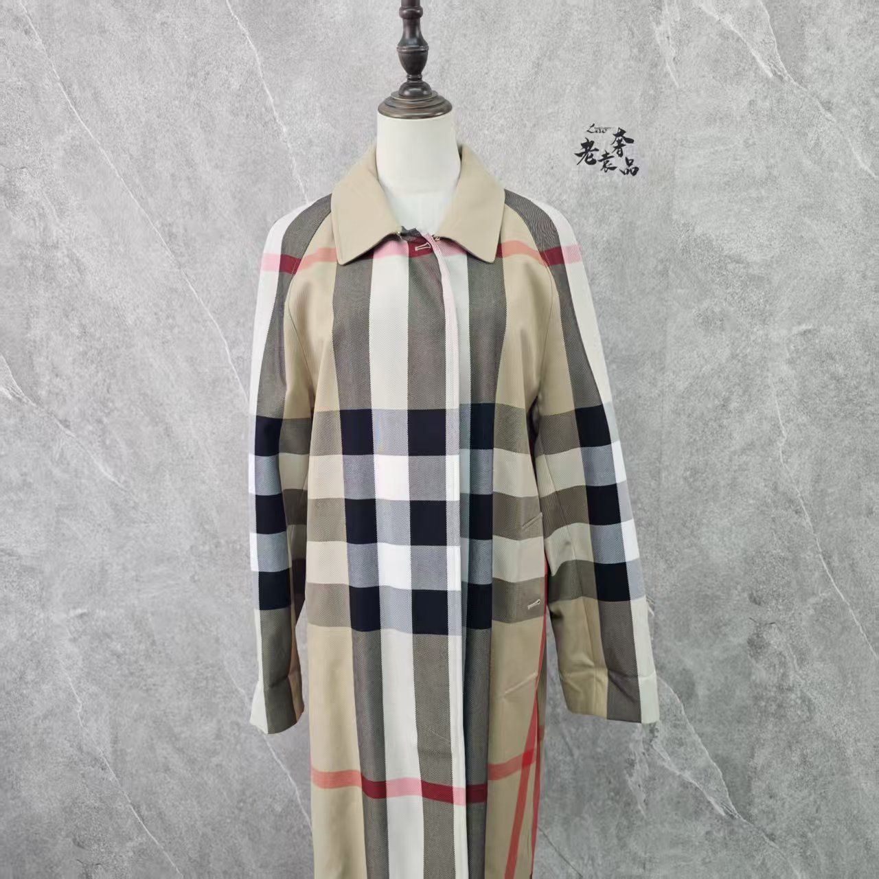 99新 BURBERRY/博柏利 海囤J/巴宝莉/上衣/uk10码/ds57710