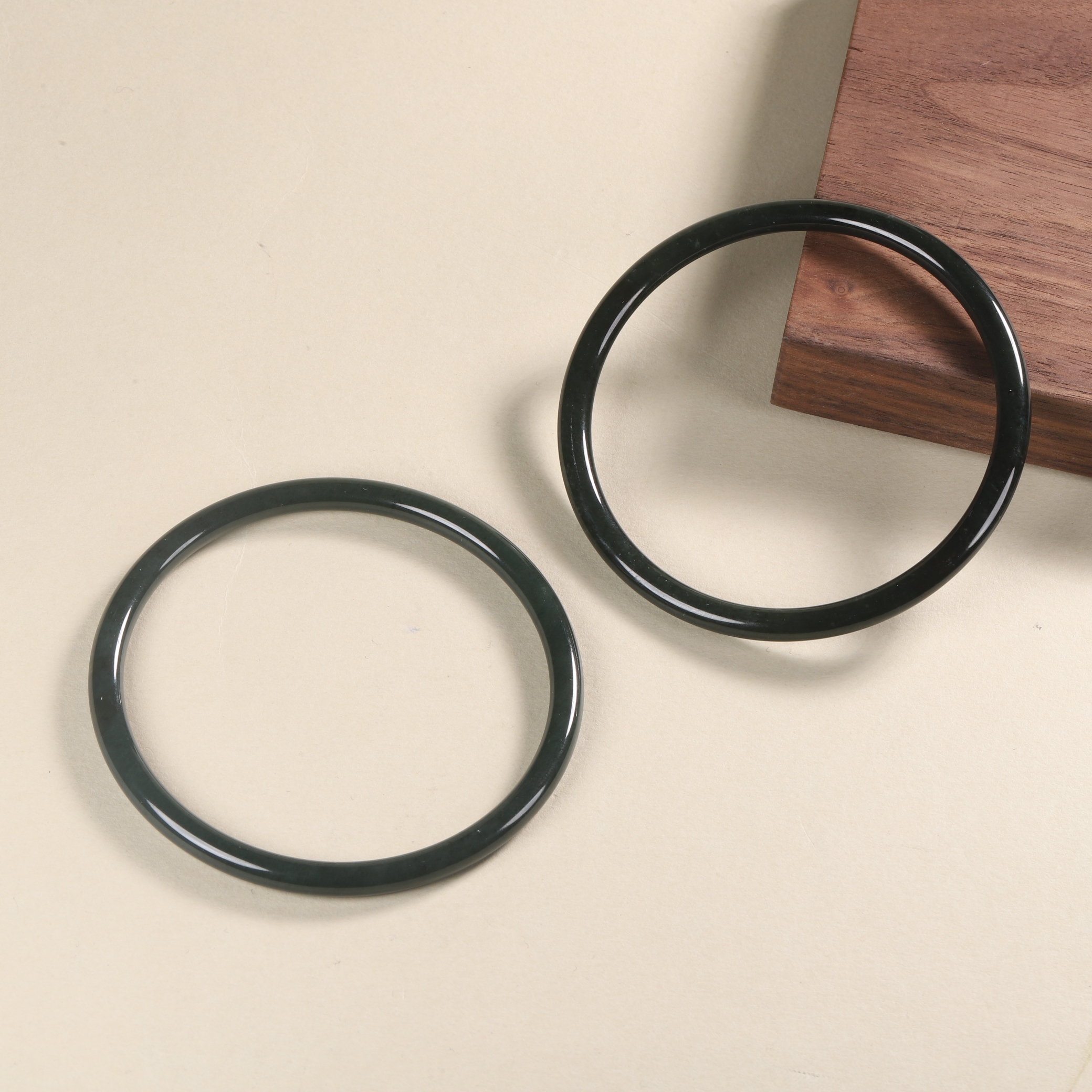 汪氏珠宝【央广】和田玉青玉叮当镯 F014 多样性发