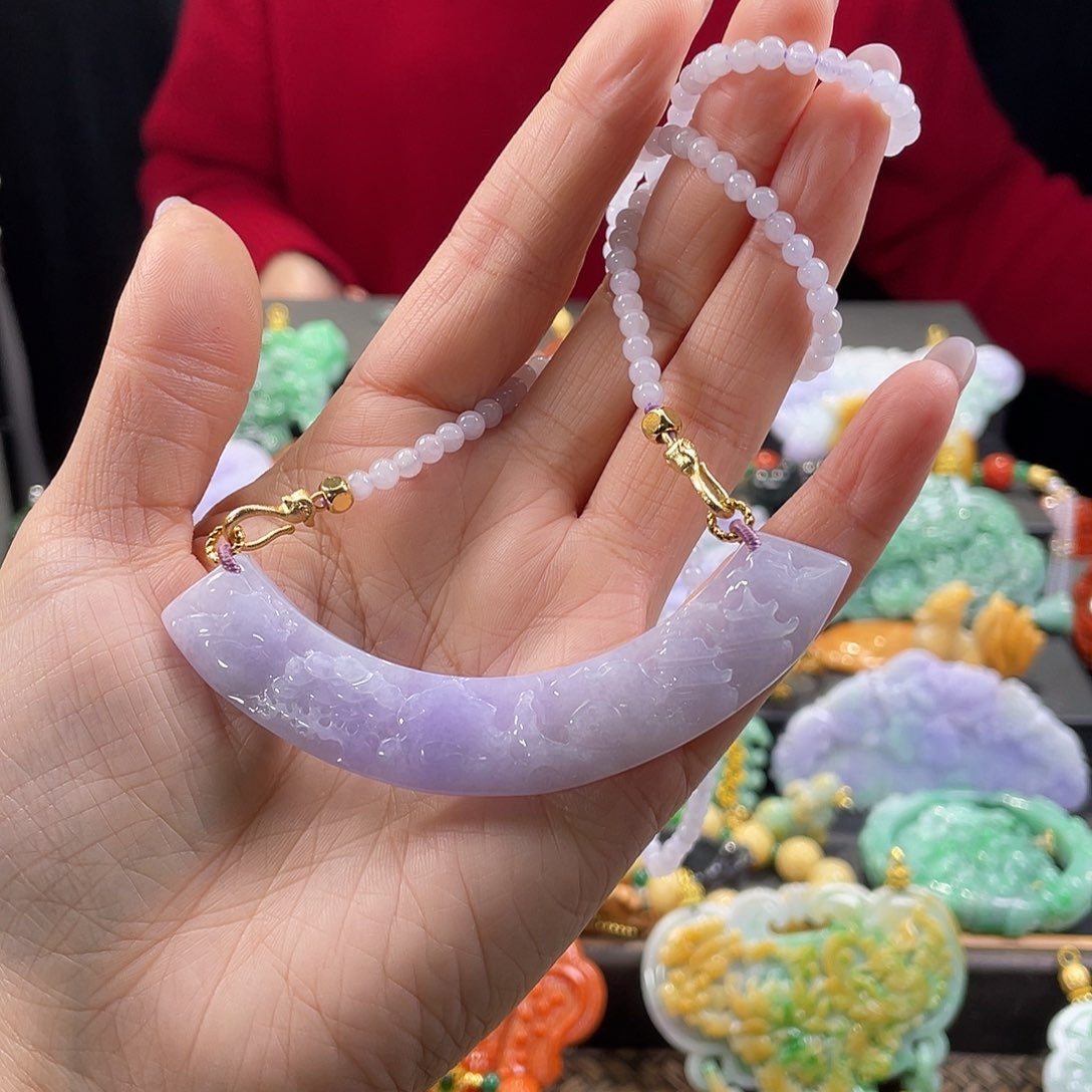 翡翠颈饰未镶嵌代编织