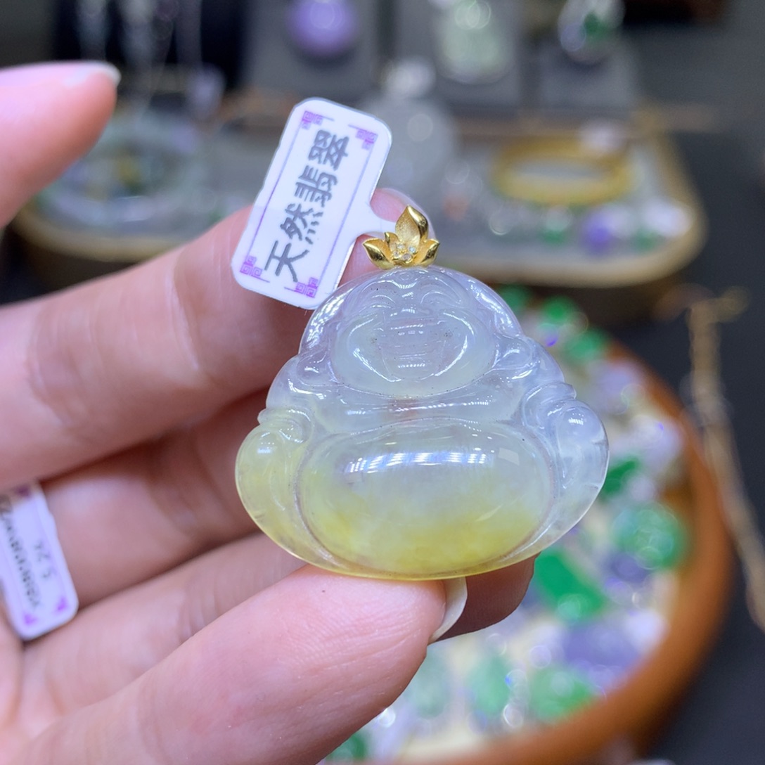 翡翠18K金镶嵌颈饰翡翠吊坠项链