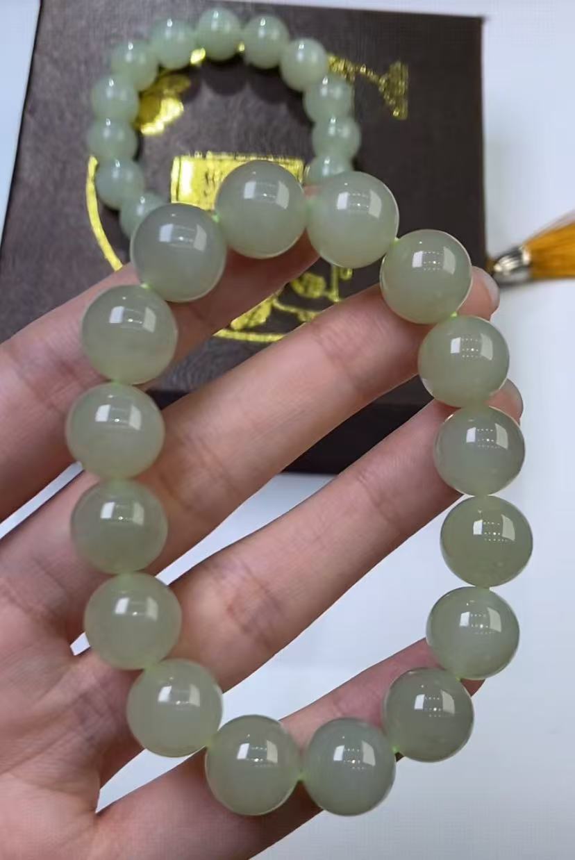 294921/和田玉手串  多样性一件发