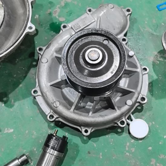 小***输福田康明斯发动机水泵