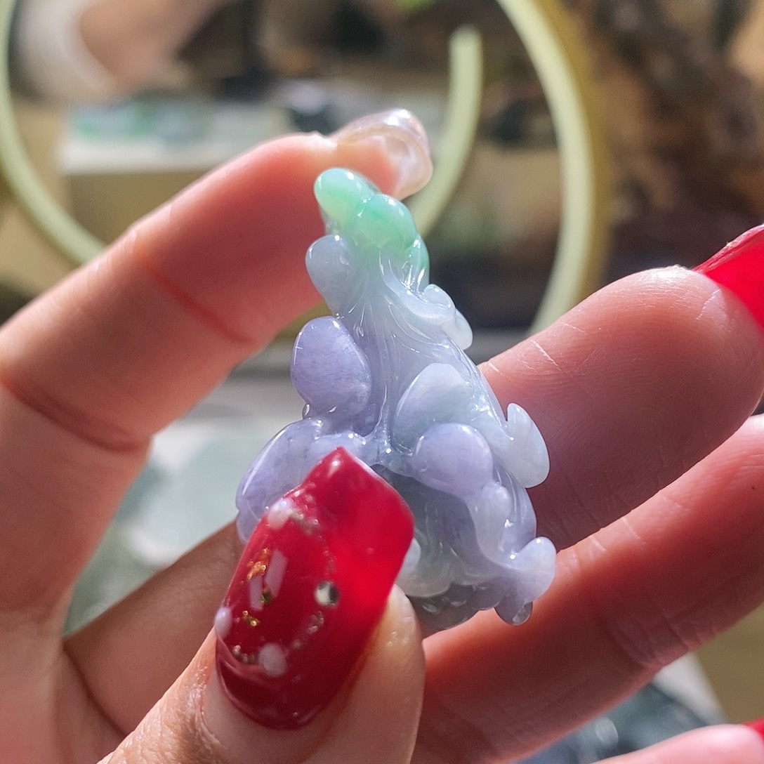 【闪购商品】翡翠颈饰未镶嵌菜