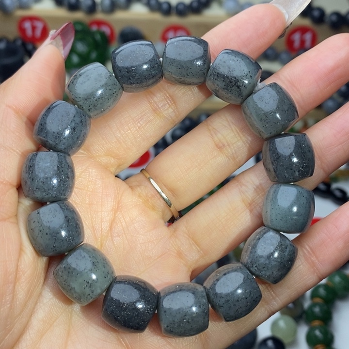 和田玉手串未镶嵌